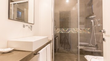 Shower, free toiletries, hair dryer, bathrobes