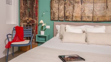 Doppelzimmer, Gartenblick | Zimmersafe, individuell dekoriert, individuell eingerichtet