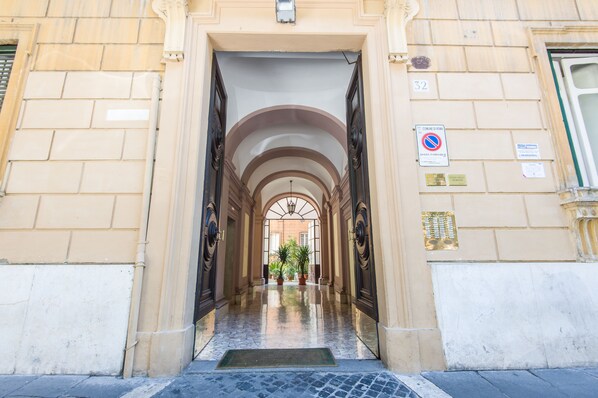 Entrée de l’hébergement