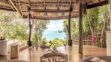 Premier Villa, 1 King Bed, Private Pool, Sea View | 1 bedroom, minibar, in-room safe, individually decorated