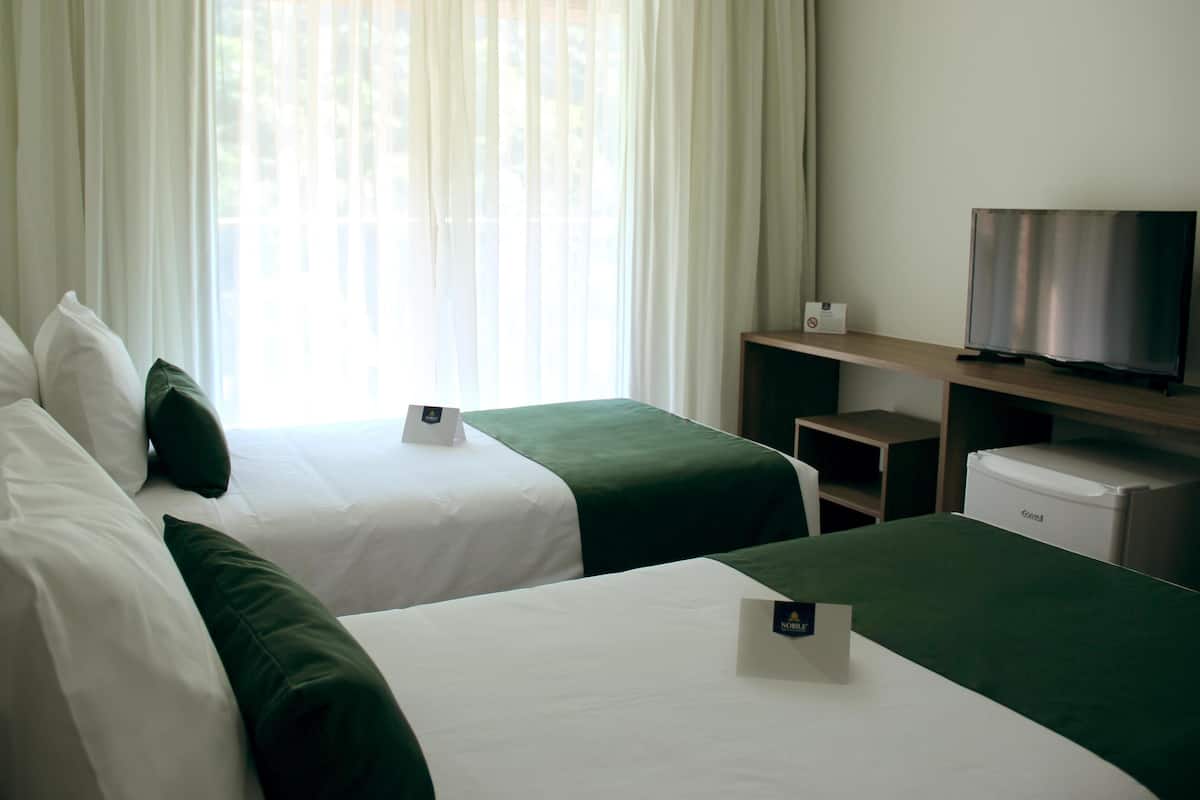 1 habitación, minibar, caja de seguridad en la habitación y escritorio