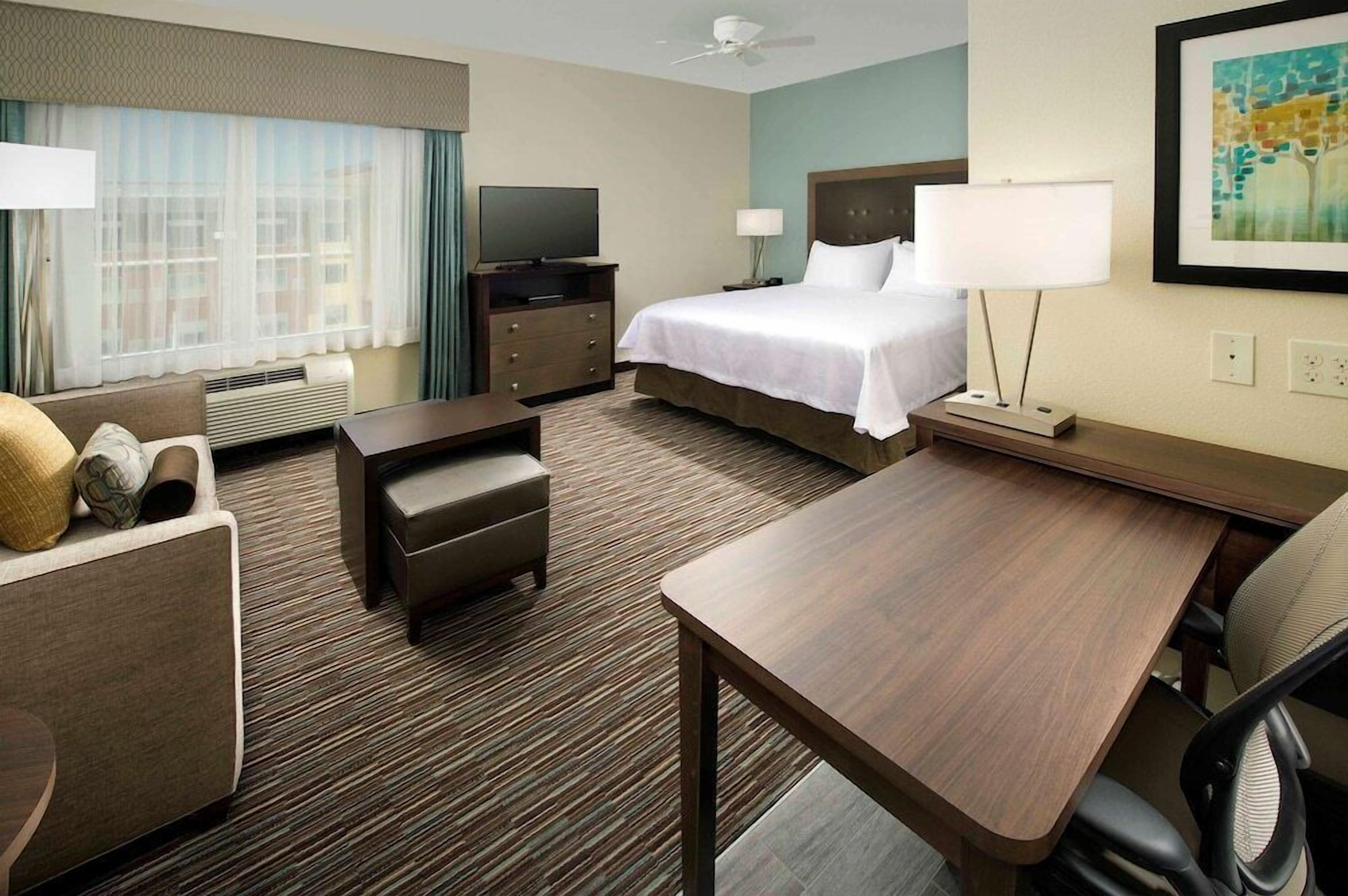 In-room safe, desk, blackout drapes, free WiFi