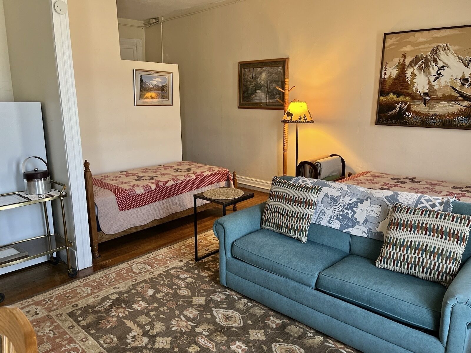 traditional apartment, 1 bedroom, kitchen, city view (second floor walk up) | living area | 42-inch smart tv with cable channels, tv