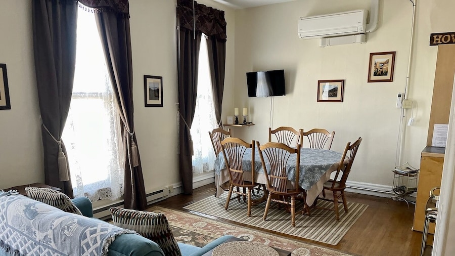 Historic Downtown Capitol Hotel Vacation Suites