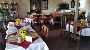 Free daily full breakfast