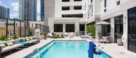 Outdoor pool, pool umbrellas