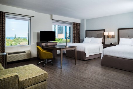 Hampton Inn Suites Miami Wynwood Design District - Image 17