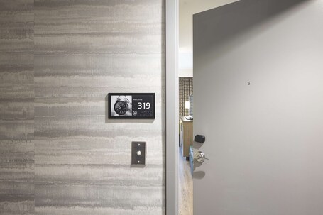 Hampton Inn Suites Miami Wynwood Design District - Image 30