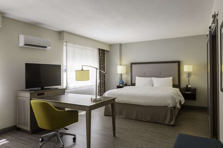 Hampton Inn Suites Miami Wynwood Design District - Image 37