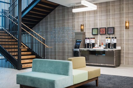 Hampton Inn Suites Miami Wynwood Design District - Image 28