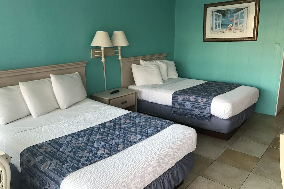 1 bedroom, desk, free WiFi, bed sheets