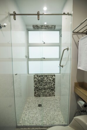Business Suite | Bathroom - Hotel Parque Del Sol (Montería)