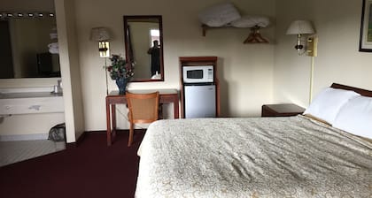 Hometown Inn
