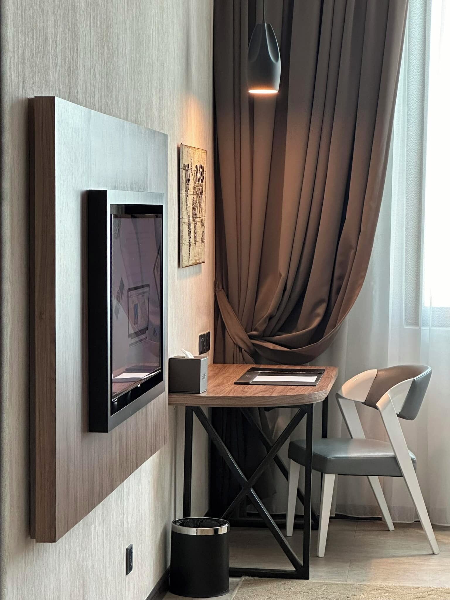 superior room | 1 bedroom, free minibar, in-room safe, desk