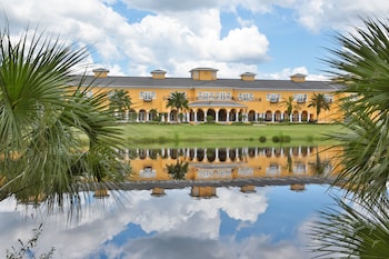 Tampa Palms Country Club