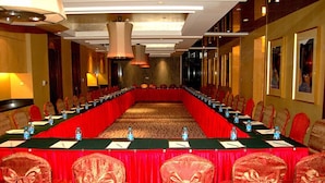 Unclassified image, 2 of 31, button - C Kong International Hotel (Beijing)