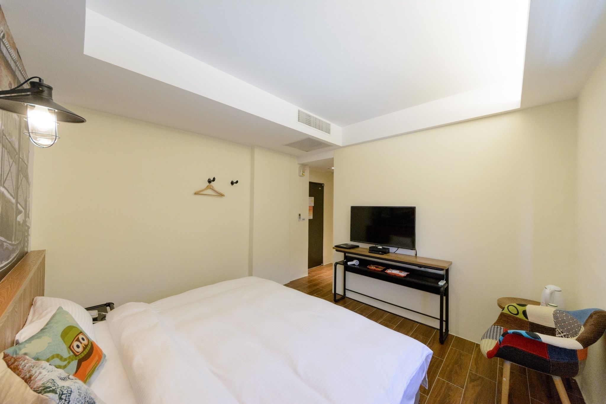 exclusive suite, 1 bedroom | premium bedding, desk, laptop workspace, blackout curtains