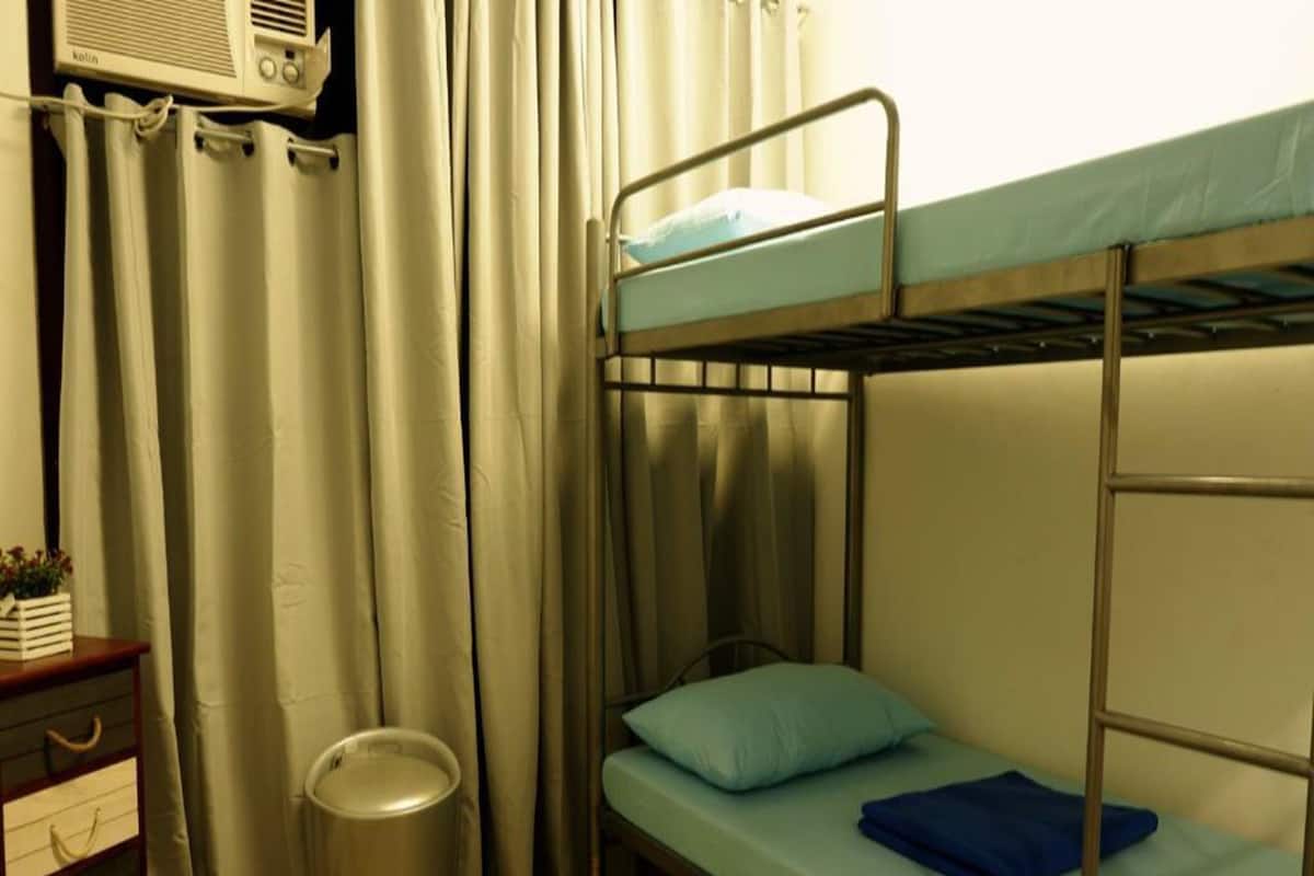 Shared Dormitory | Premium bedding, in-room safe, desk, rollaway beds