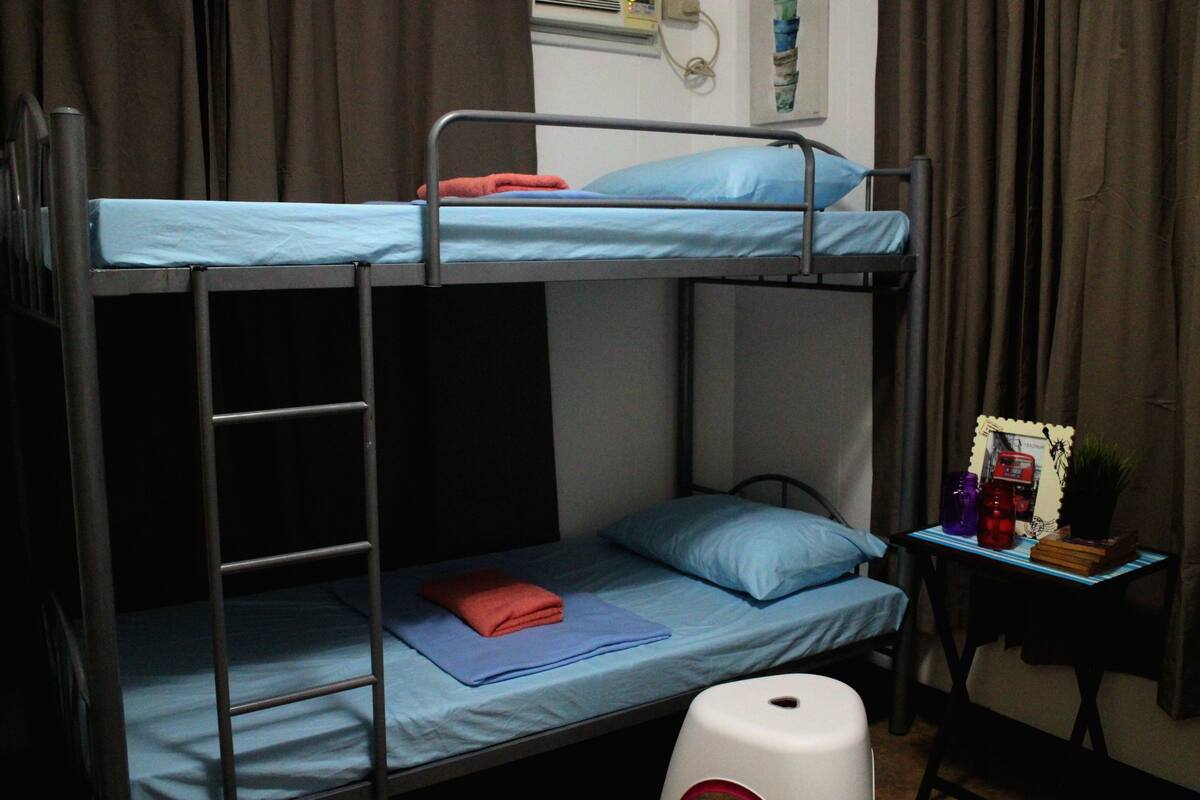Sovsal (1 bed, Shared Bathroom) | Gratis wi-fi, sängkläder och rullstolsanpassning