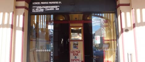 Entrada de la propiedad