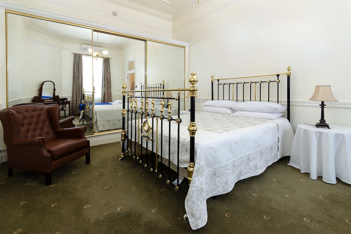 The Apartment, Private Bathroom | Bed sheets