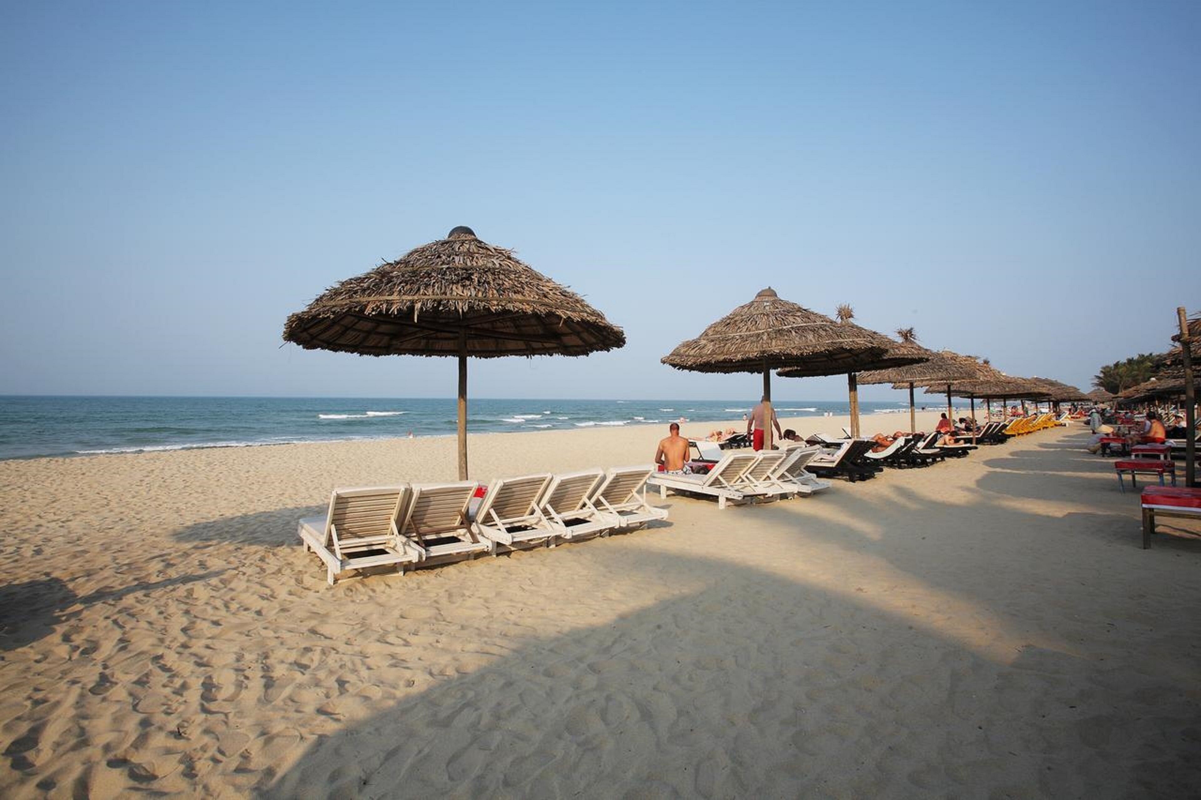 Private beach nearby, white sand, free beach shuttle, sun loungers