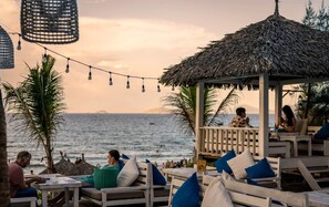 Beach bar - RiverTown Hoi An Resort & Spa (Da Nang)