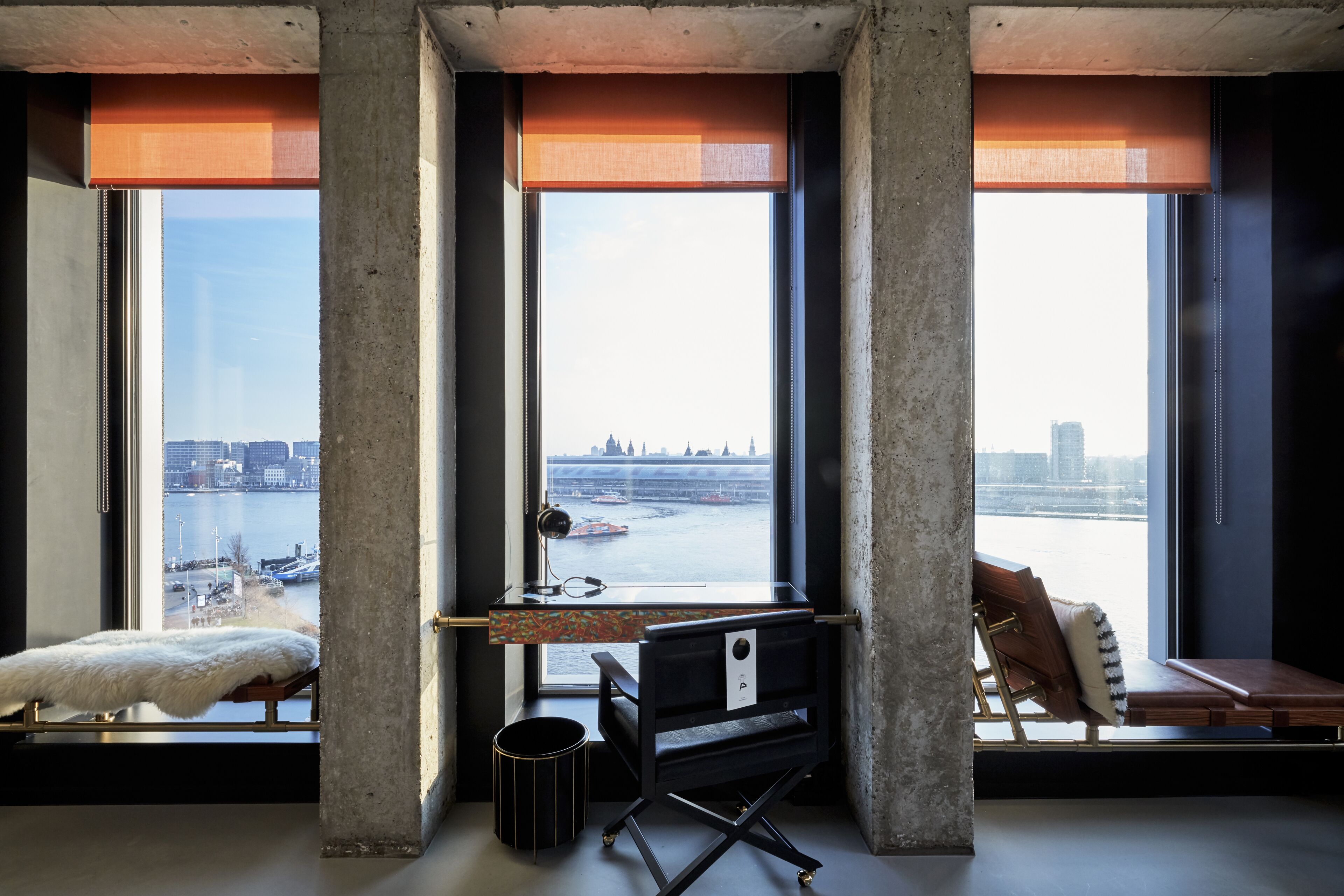 suite (sir) | city view