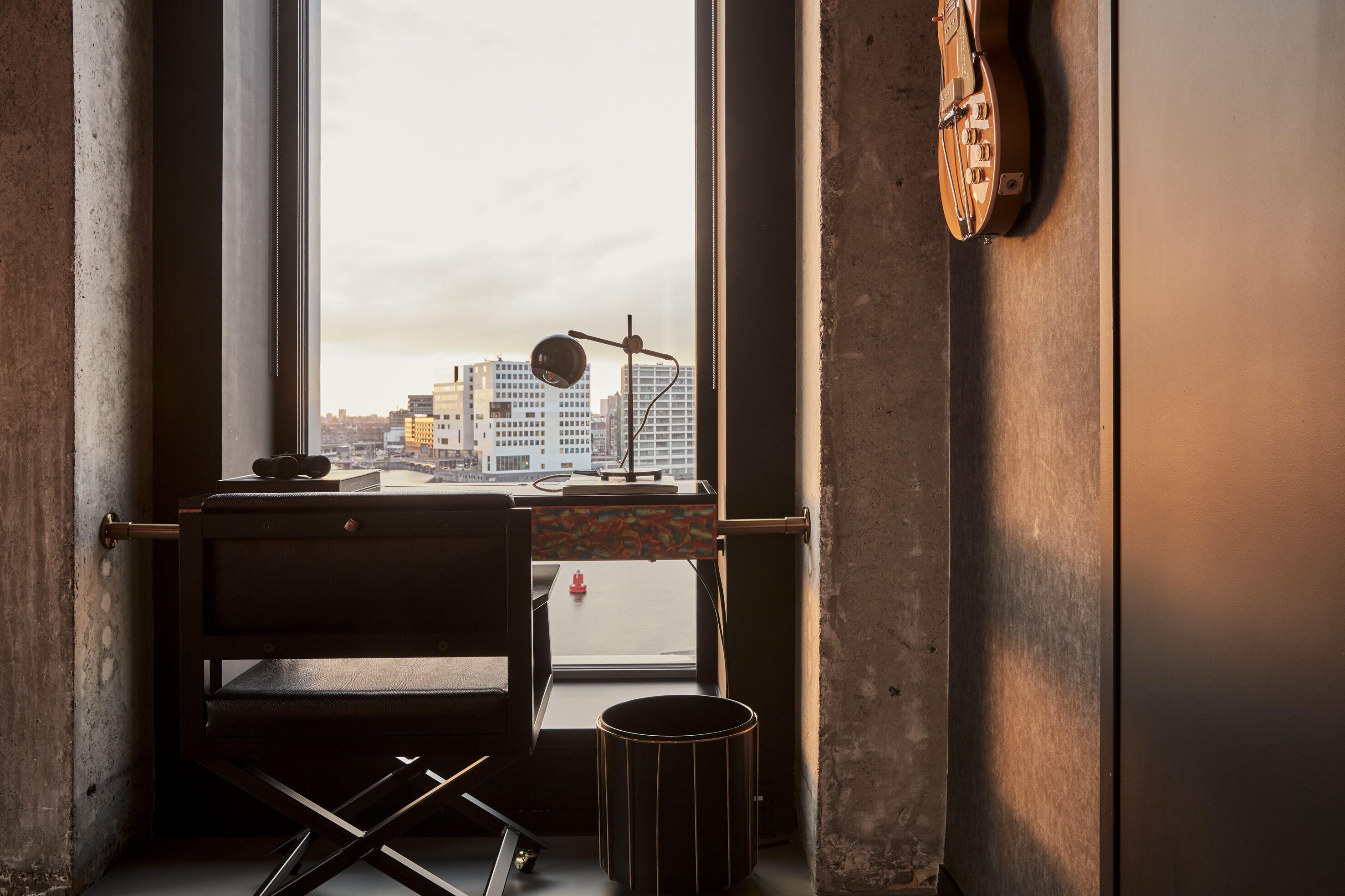 suite (sir) | premium bedding, minibar, in-room safe, blackout curtains