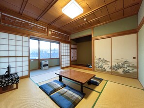 Quarto família, para não fumantes, banheiro compartilhado (Japanese Style) | Wi-Fi de cortesia, roupa de cama