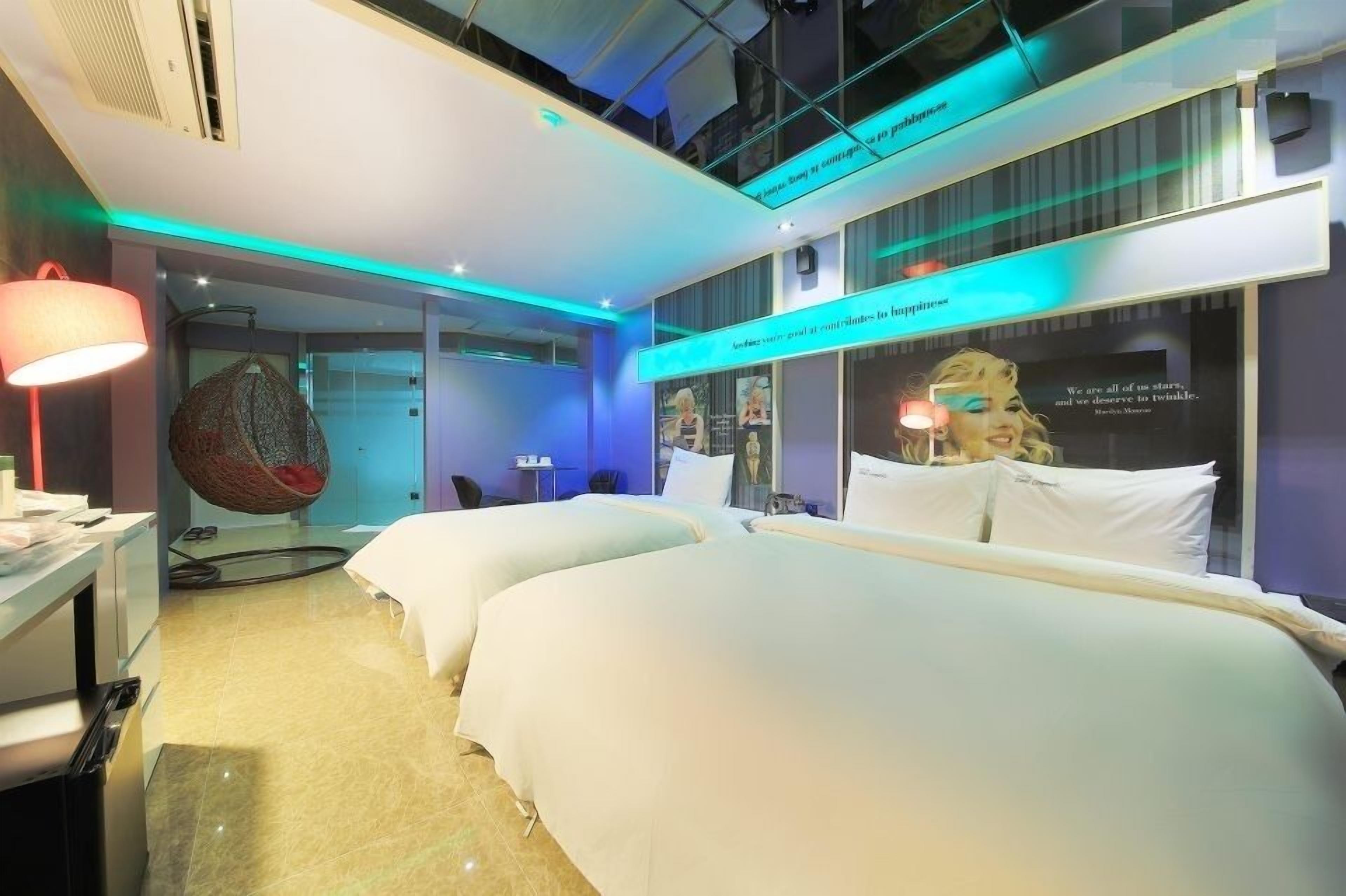 royal twin room | premium bedding, down duvets, individually decorated, free wifi