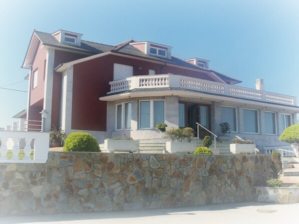 Esterni