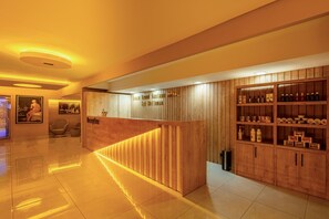 Sauna, steam room, Turkish bath