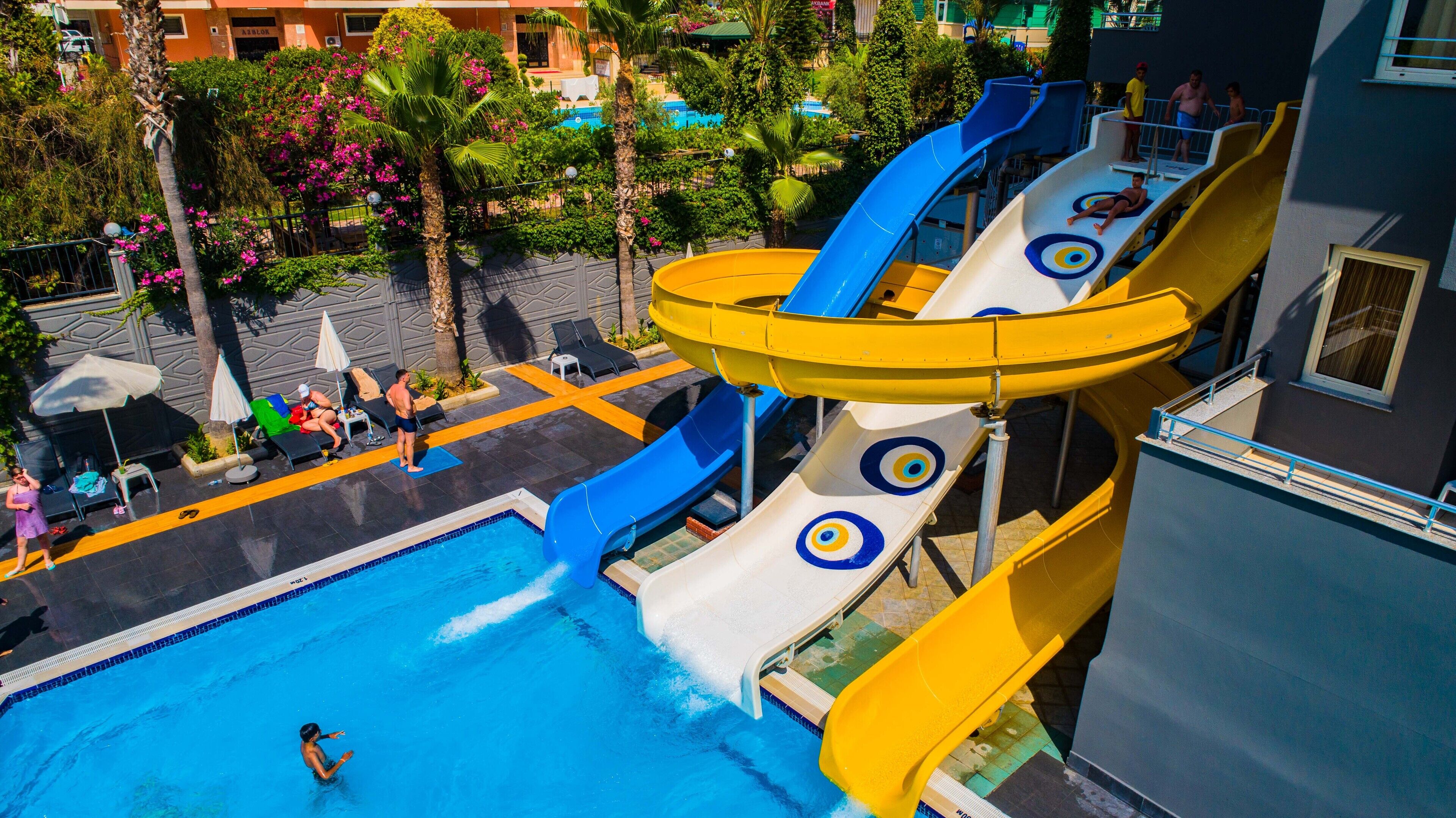 Indoor pool, 3 outdoor pools, pool umbrellas, sun loungers