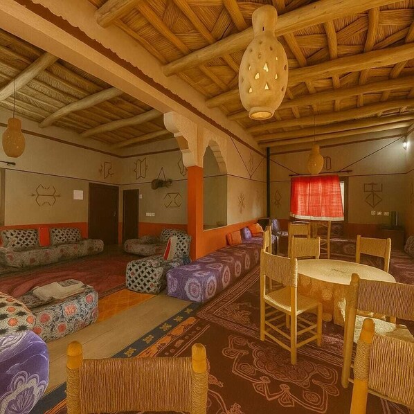 Living area - Maison d'hôtes Mogador chez habitants (Ait Sedrate Jbel El Soufla)