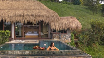 Grand Executive Suite | Private pool
