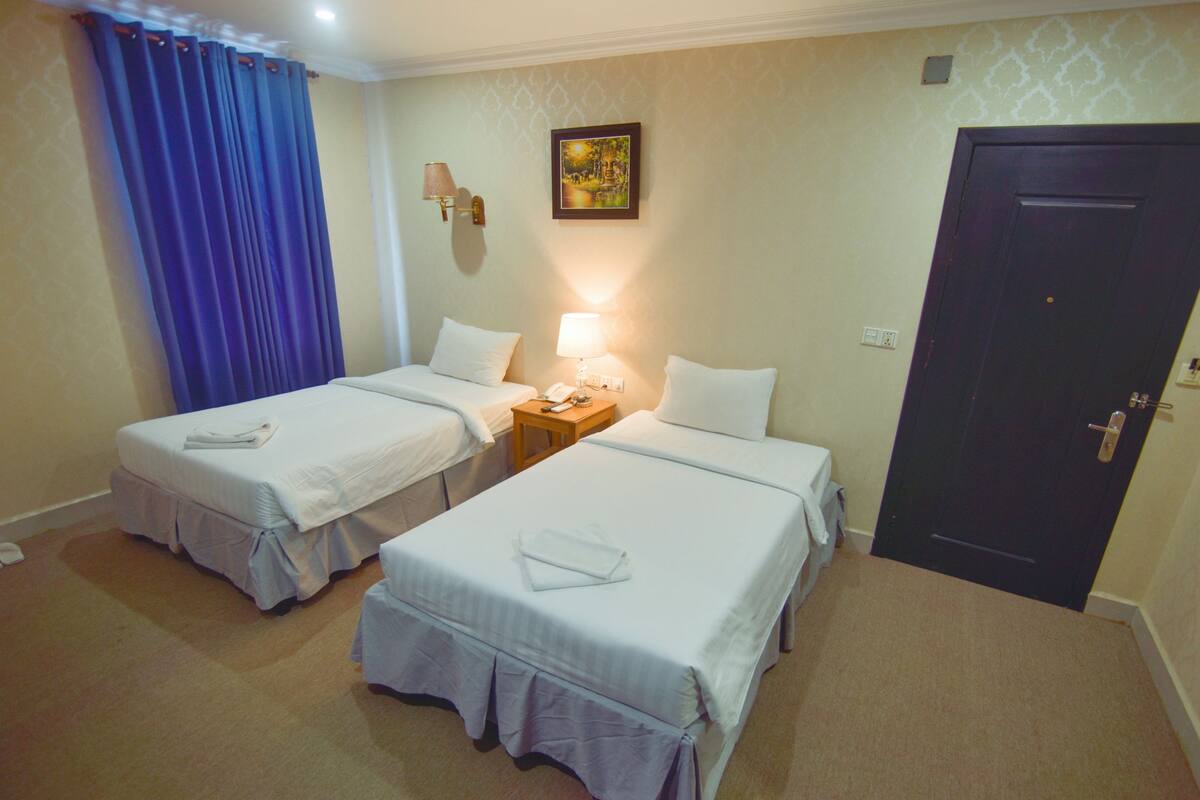 In-room safe, desk, rollaway beds (surcharge), WiFi (free)