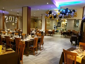 Phòng đôi hoặc 2 giường đơn | Nôi (giường cho trẻ sơ sinh) miễn phí, giường gấp/giường phụ (miễn phí) 