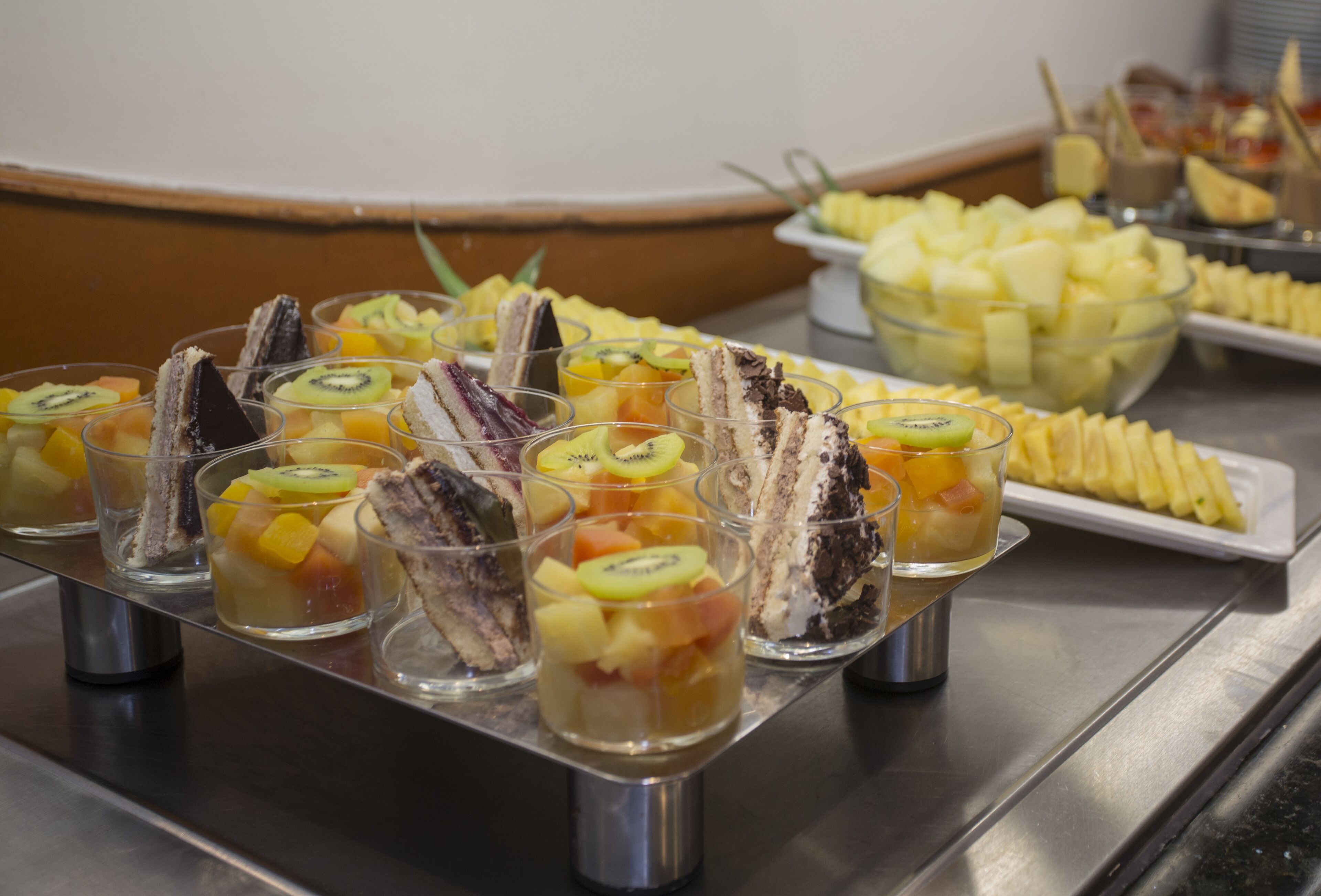 breakfast, lunch and dinner served