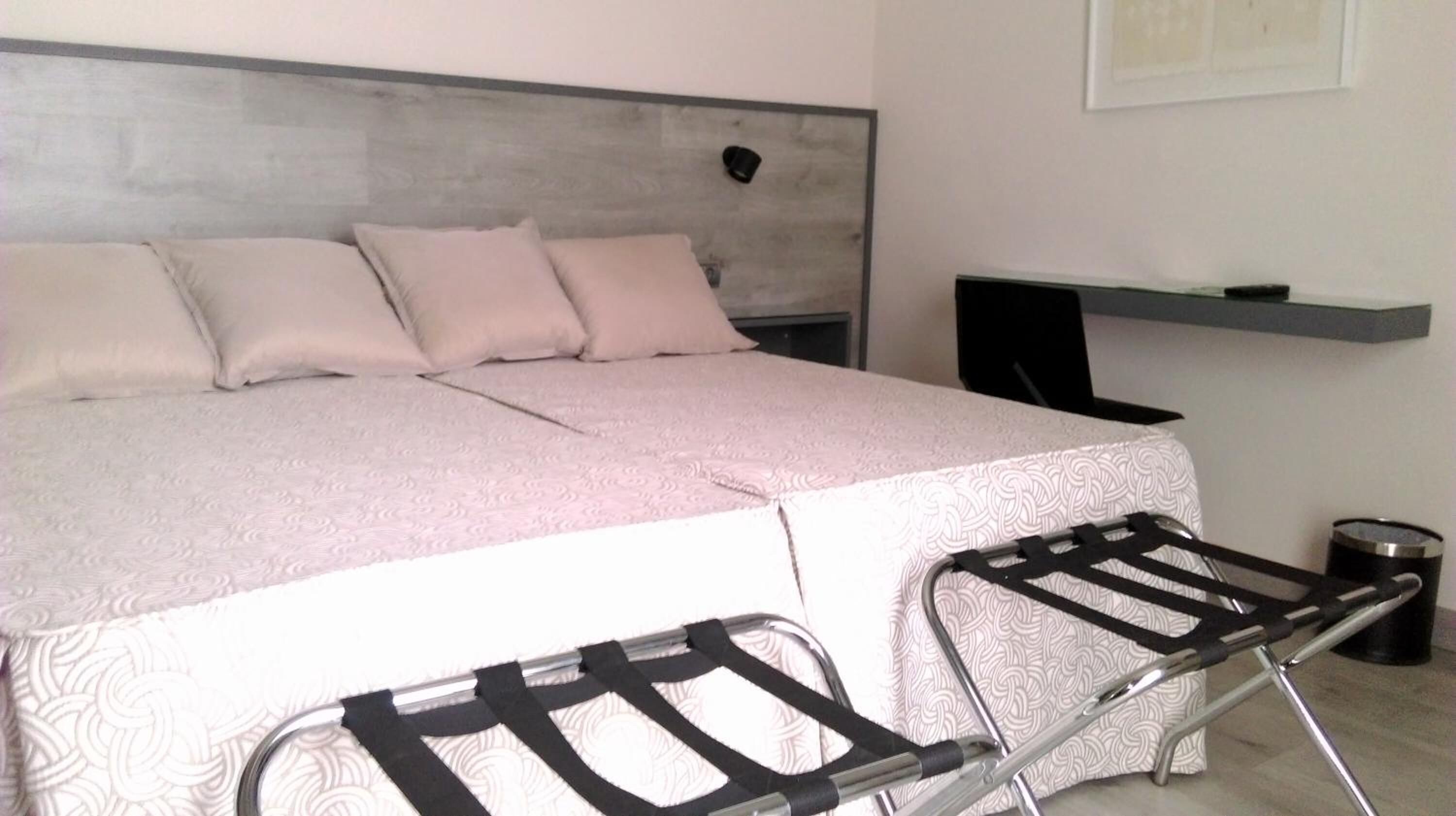 desk, blackout curtains, free wifi, bed sheets