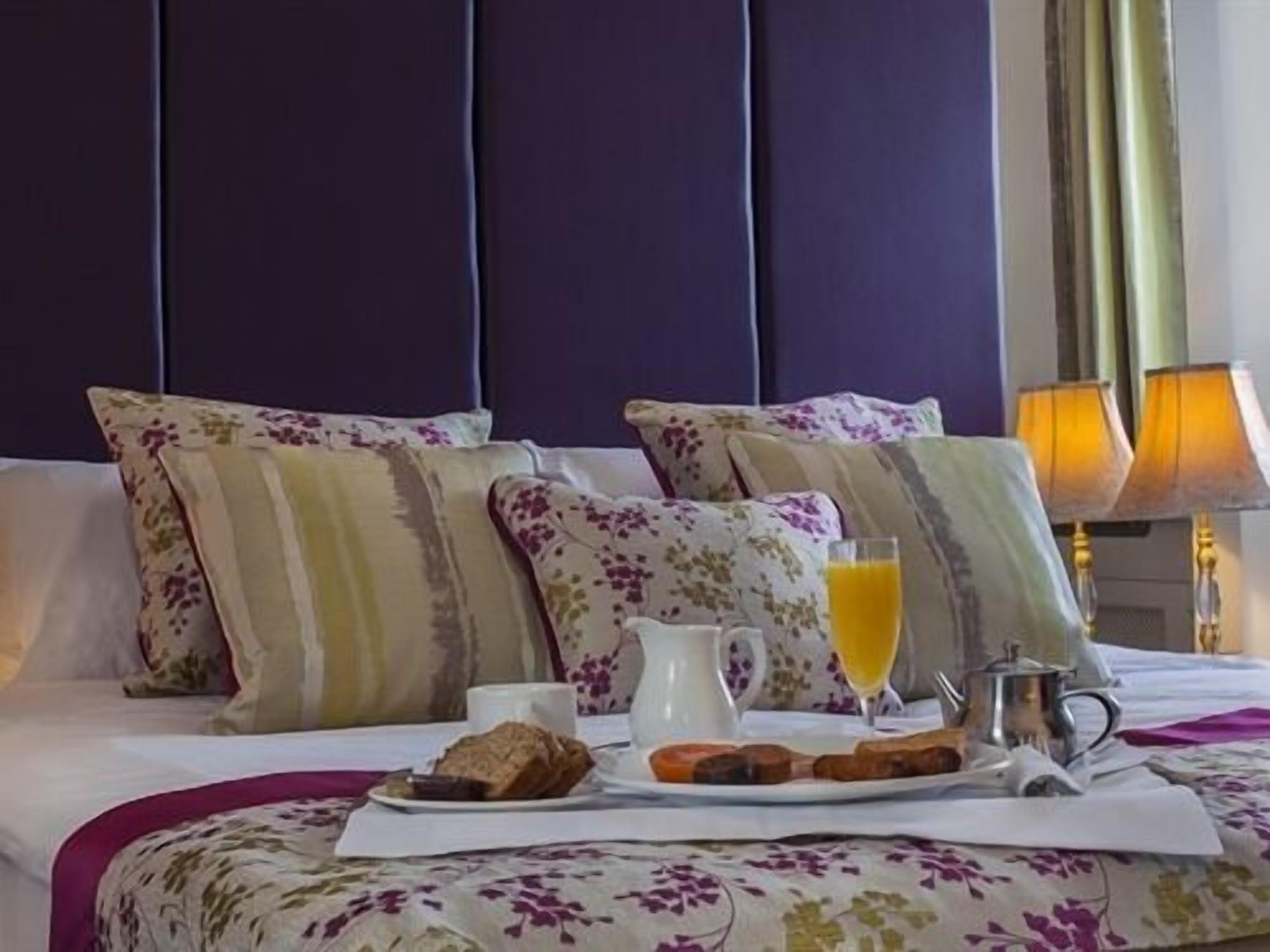 double room, ensuite