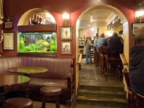 Bar (in der Unterkunft)