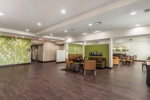 Lobby - Sleep Inn & Suites College Station near University (College Station)