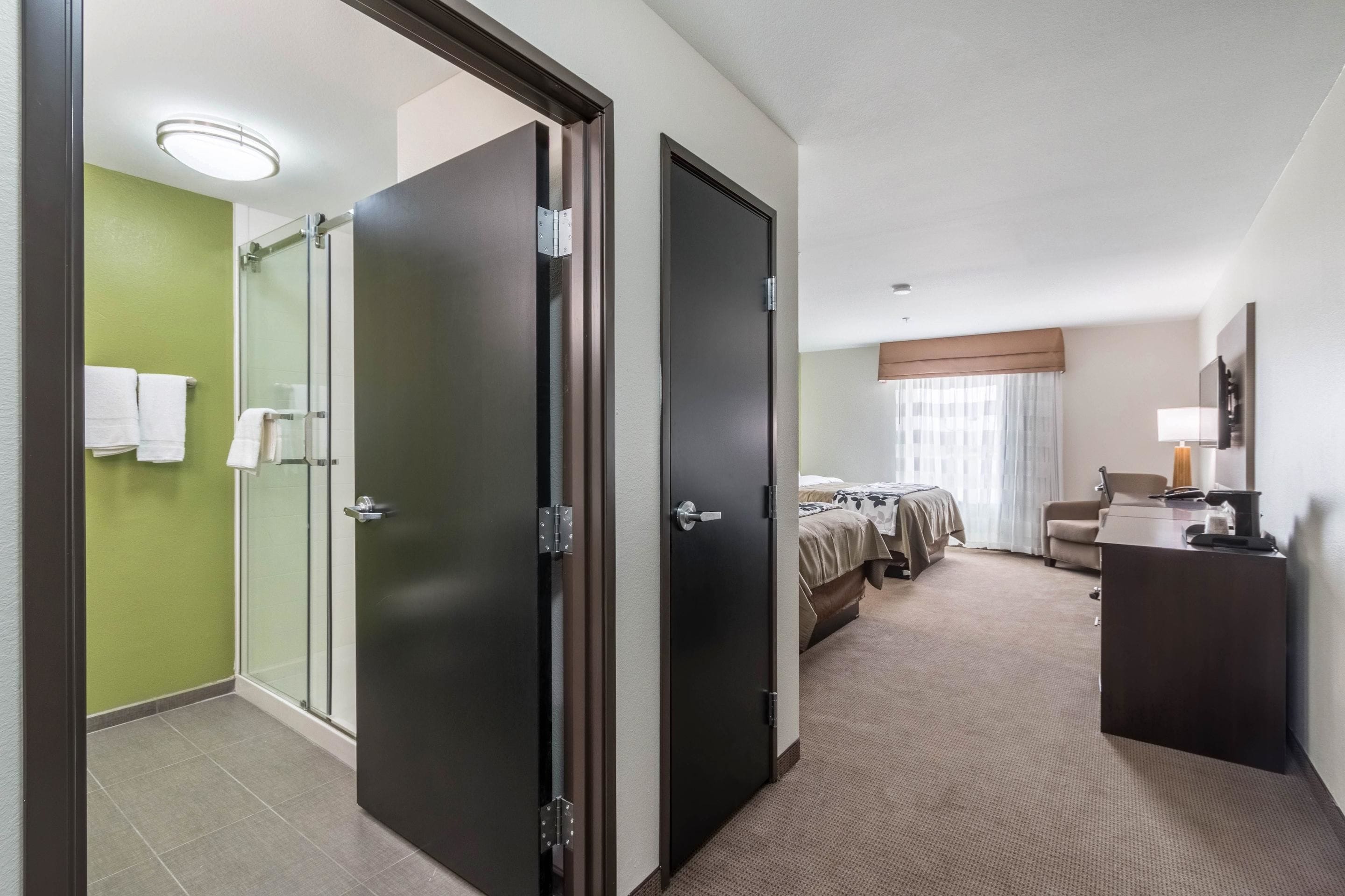 standard room, 2 queen beds, non smoking | pillow-top beds, desk, iron/ironing board, free wifi