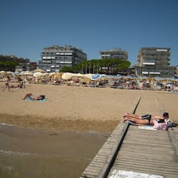 Private beach, sun-loungers, beach umbrellas