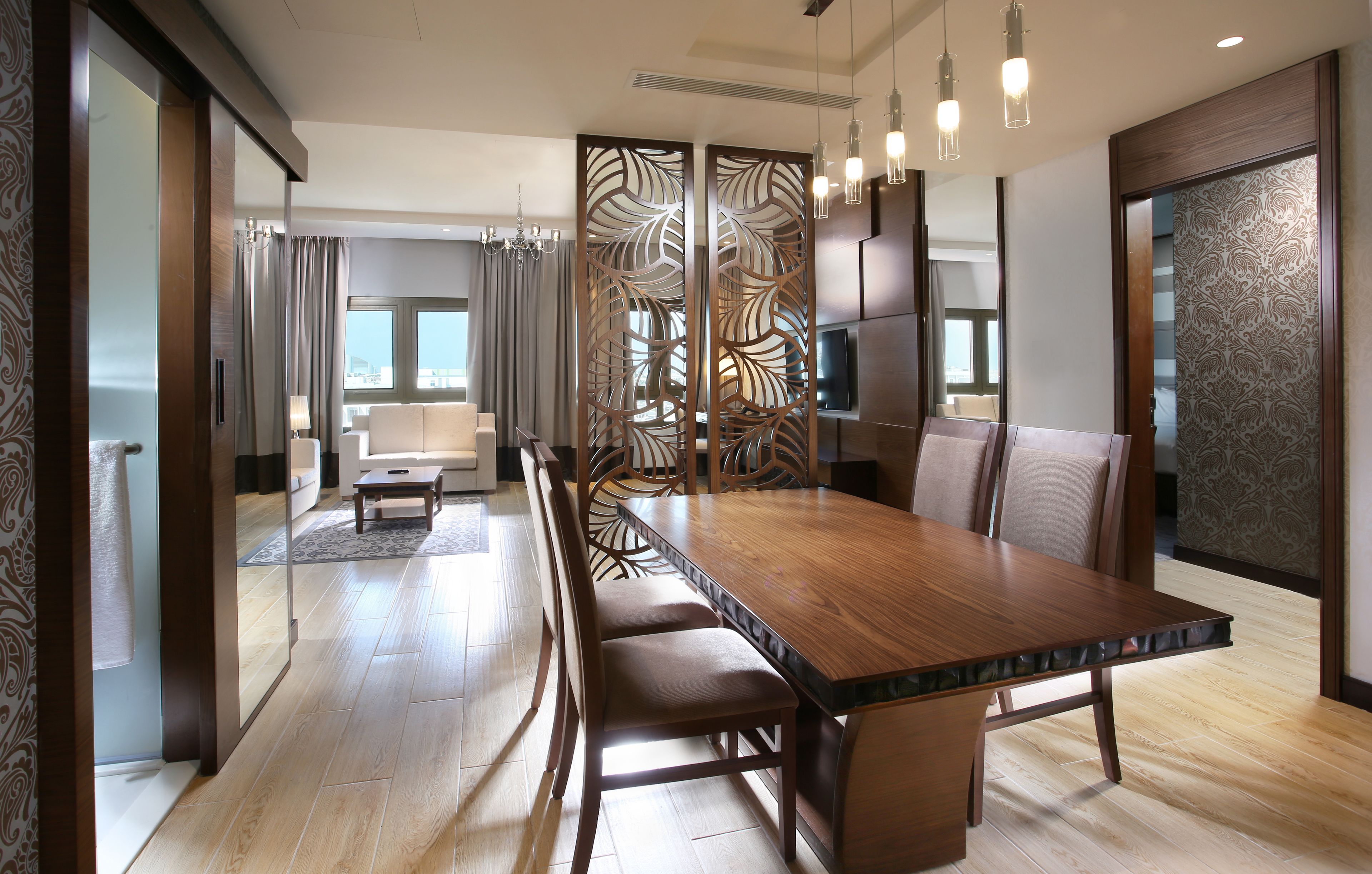 Photo - Metropolitan Hotel Dubai