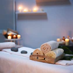 1 Behandlungsraum, Maniküre und Pediküre, Massageanwendungen