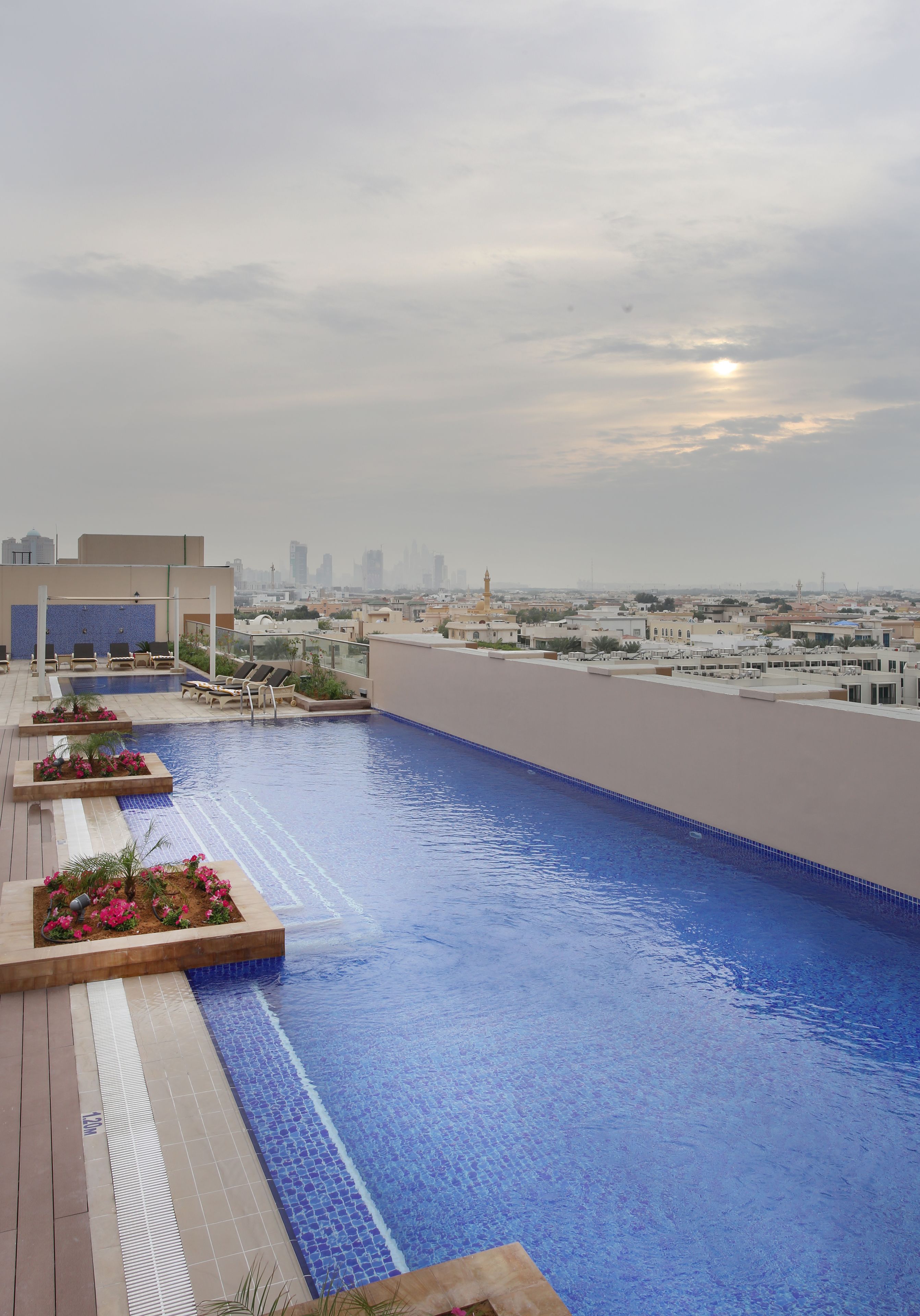 Photo - Metropolitan Hotel Dubai