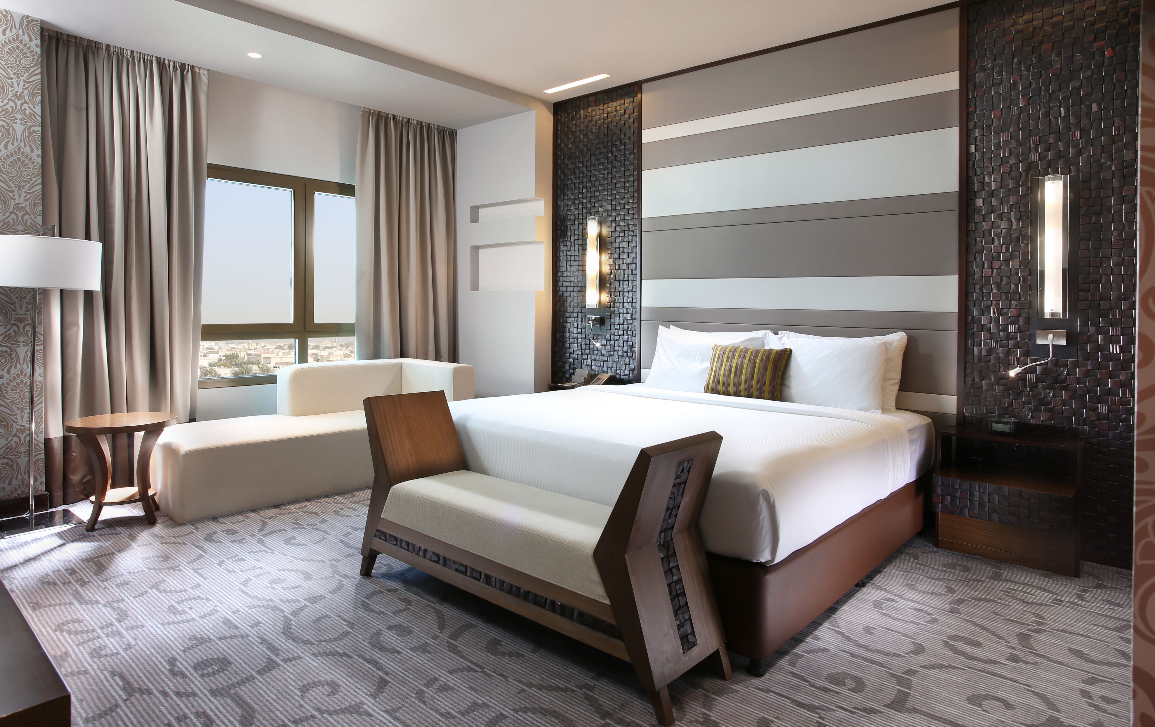 Metropolitan Hotel Dubai