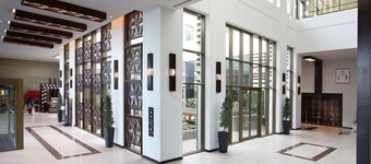 Metropolitan Hotel Dubai